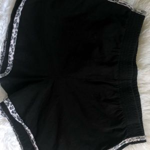 brandy melville cheetah lisette shorts